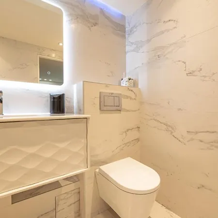 Apartment Mbm - La Tour Paris